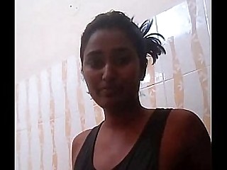 Swathi Naidu Hot Telugu Babe Taking Shower - DesiPapa.com